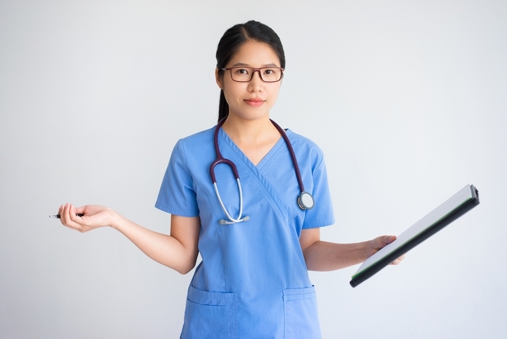 9 Tips for New Nurses to Survive Their First Year