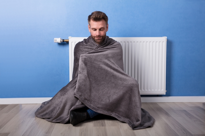 7 Different Ways on How to Stay Warm in a Cold Room
