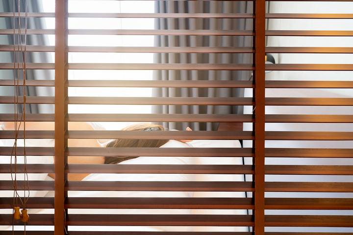 Blinds vs Curtains: Which Is Better for Your Windows?